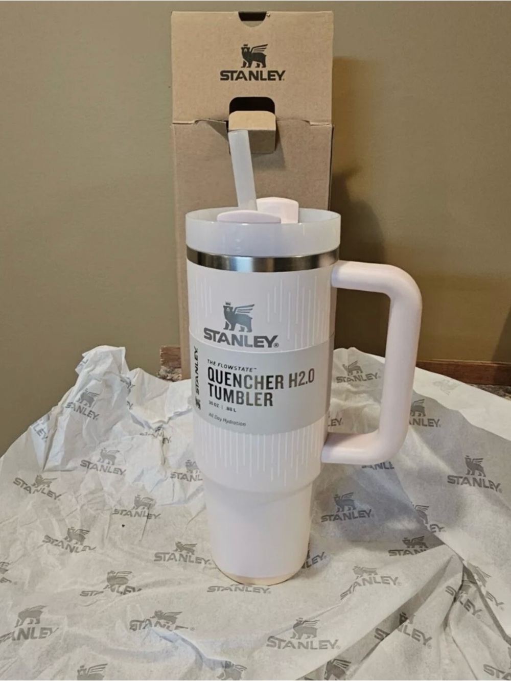 Stanley Pink Insulated Quencher Tumbler with Handle